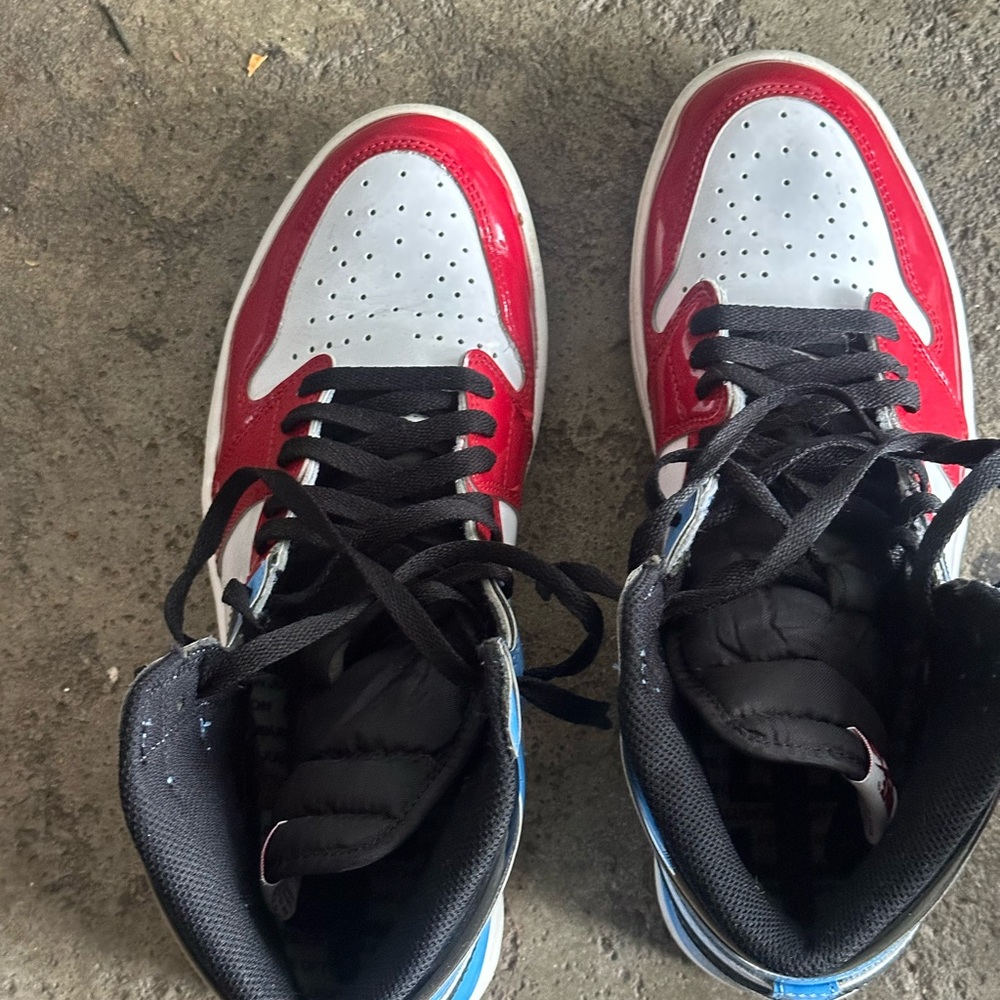 Jordan Athletic Shoes Red and White